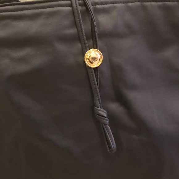 NWOT  Nylon dark navy tote bag - Picture 3 of 7